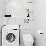 Vespa Nearby By Renters * グディニャ