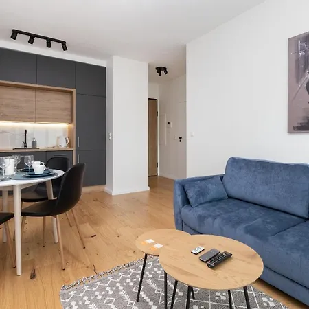 Vespa Nearby By Renters Apartman *