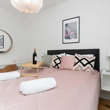Apartmán Vespa Nearby By Renters